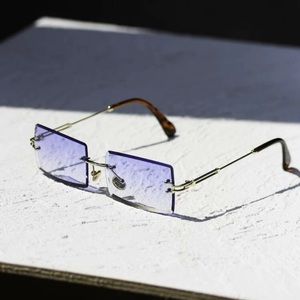 90’s inspired sunglasses